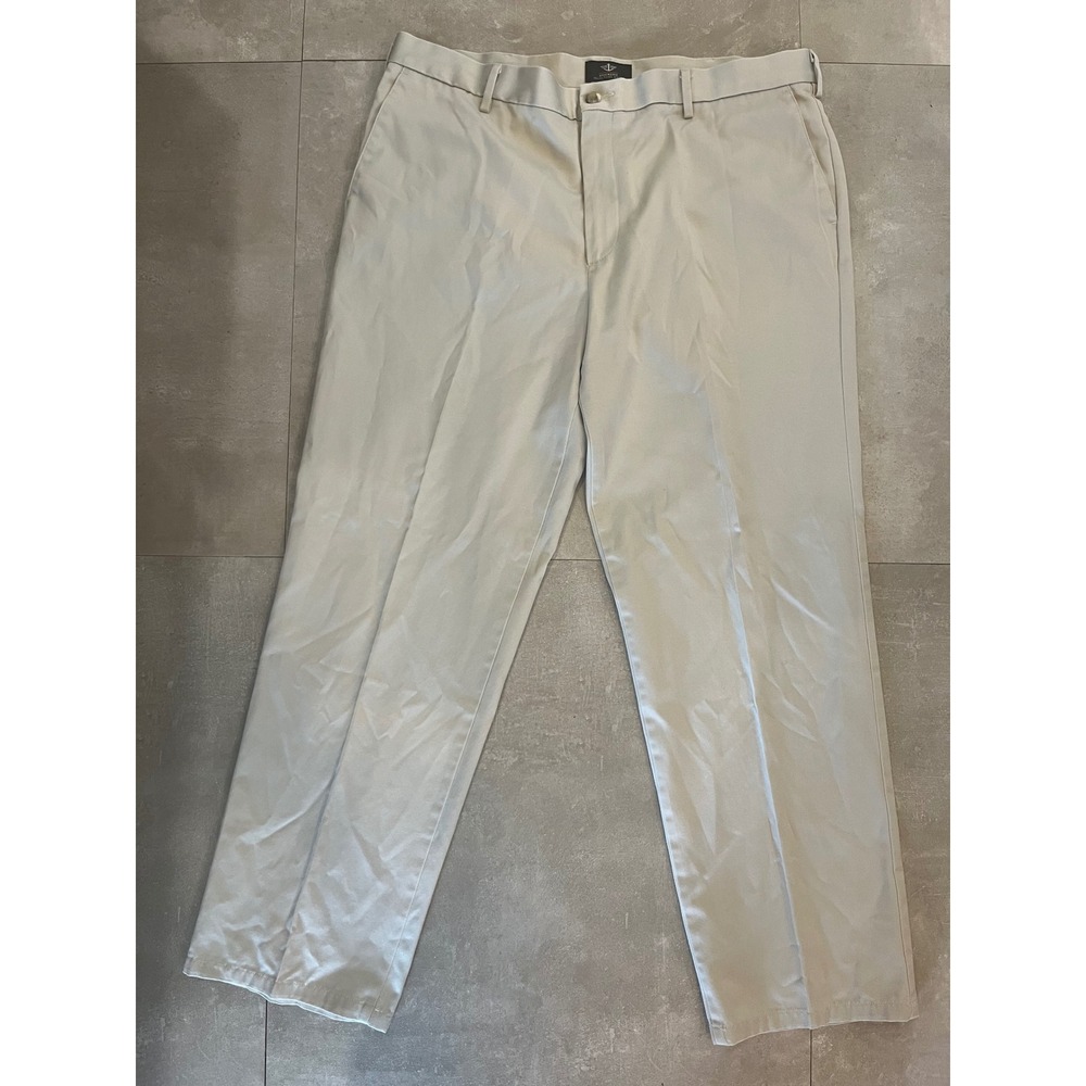Dockers Signature Khaki D3 Classic Fit Pants Mens 40x32 Beige Cotton Trousers